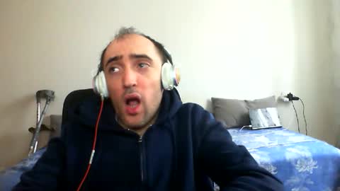 Snapshot of bentish chatting on March 2026 07:52:02 AM bentish online show from March 2026 07:52:02 AM