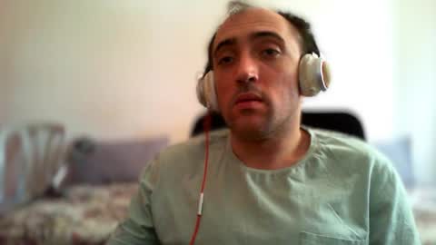 Snapshot of bentish chatting on July 2026 06:55:02 AM bentish online show from July 2026 06:55:02 AM