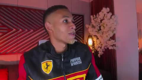 bento_fox online show from October 2025 04:43:01 AM