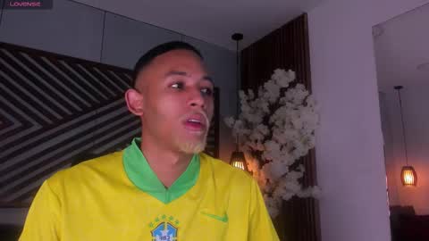 bento_fox online show from December 2025 03:35:02 AM