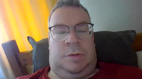 Snapshot of bentre2022 chatting on July 2026 11:14:01 AM SimonJones2000 online show from July 2026 11:14:01 AM