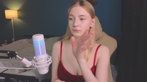 Snapshot of benty_bunny chatting on February 2025 11:12:02 AM Alice online show from February 2025 11:12:02 AM