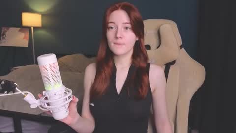 Snapshot of benty_bunny chatting on October 2025 10:22:02 AM Alice online show from October 2025 10:22:02 AM