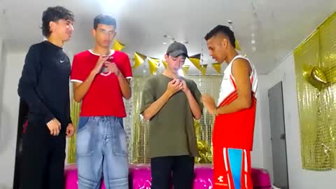 benz boys online show from February 2025 12:15:02 PM