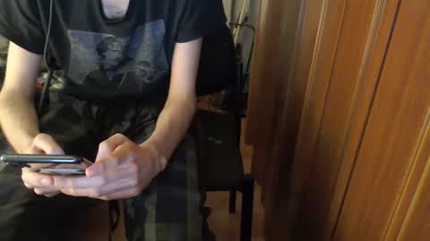 Snapshot of berceuse111 chatting on February 2026 10:44:02 AM berceuse111 online show from February 2026 10:44:02 AM