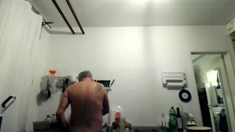 Snapshot of berg_boy chatting on November 2025 05:17:01 AM Martin online show from November 2025 05:17:01 AM