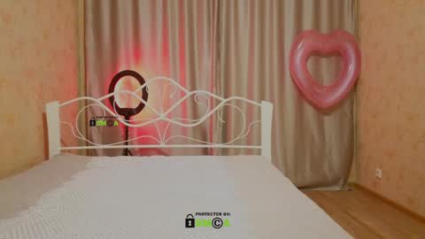 Snapshot of berkova_le chatting on March 2026 07:19:01 PM Berkova L online show from March 2026 07:19:01 PM