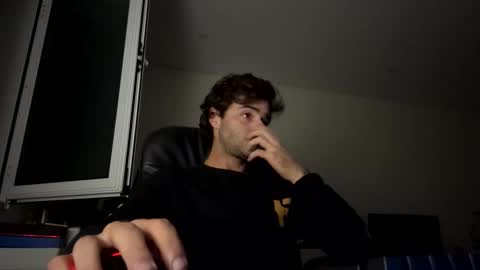 Snapshot of berltex chatting on December 2024 01:03:01 AM Berltex online show from December 2024 01:03:01 AM