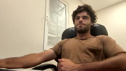 Snapshot of berltex chatting on October 2025 05:40:01 AM Berltex online show from October 2025 05:40:01 AM