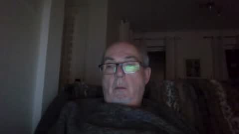 Snapshot of bernard1102 chatting on December 2024 02:25:02 AM bernard1102 online show from December 2024 02:25:02 AM