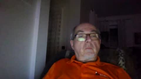 Snapshot of bernard1102 chatting on December 2024 03:12:01 AM bernard1102 online show from December 2024 03:12:01 AM