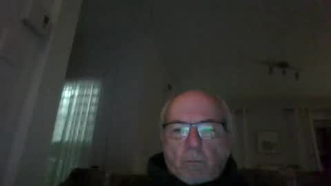 Snapshot of bernard1102 chatting on March 2025 09:53:02 AM bernard1102 online show from March 2025 09:53:02 AM