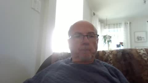 Snapshot of bernard1102 chatting on September 2025 01:00:01 PM bernard1102 online show from September 2025 01:00:01 PM