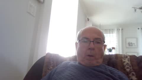 Snapshot of bernard1102 chatting on September 2025 01:24:02 PM bernard1102 online show from September 2025 01:24:02 PM