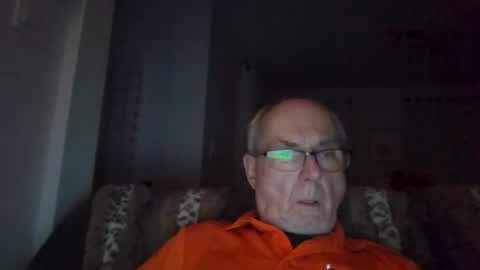 Snapshot of bernard1102 chatting on October 2025 11:02:02 PM bernard1102 online show from October 2025 11:02:02 PM