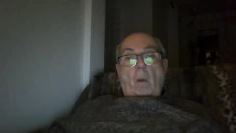 Snapshot of bernard1102 chatting on November 2025 01:22:02 AM bernard1102 online show from November 2025 01:22:02 AM