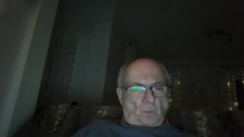 Snapshot of bernard1102 chatting on January 2026 01:09:02 AM bernard1102 online show from January 2026 01:09:02 AM