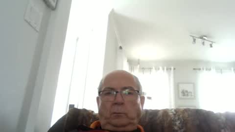 Snapshot of bernard1102 chatting on February 2026 06:41:02 PM bernard1102 online show from February 2026 06:41:02 PM