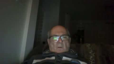 Snapshot of bernard1102 chatting on March 2026 01:02:02 AM bernard1102 online show from March 2026 01:02:02 AM