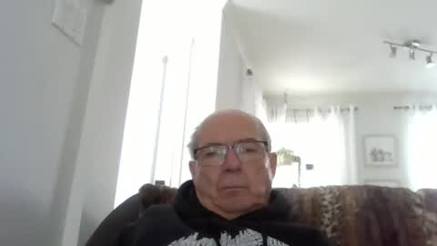 Snapshot of bernard1102 chatting on March 2026 03:09:02 PM bernard1102 online show from March 2026 03:09:02 PM