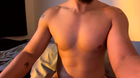 Snapshot of berriess_ chatting on December 2024 02:05:01 AM berriess_ online show from December 2024 02:05:01 AM