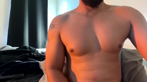 Snapshot of berriess_ chatting on January 2025 01:35:01 PM berriess_ online show from January 2025 01:35:01 PM