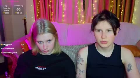 Snapshot of berry_assortment chatting on January 2026 05:27:02 PM Your sweet Tara and Eva online show from January 2026 05:27:02 PM