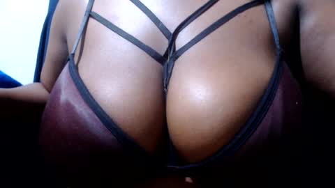 Snapshot of berrycany chatting on July 2026 06:28:01 AM berrycany online show from July 2026 06:28:01 AM