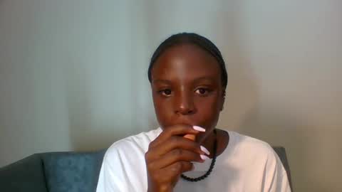 Juicey online show from October 2025 07:14:01 AM