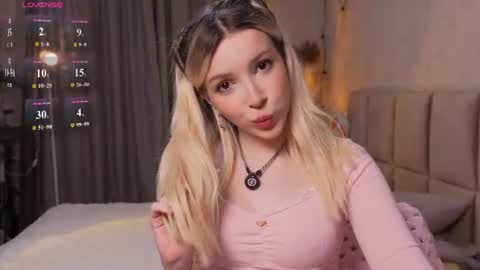 Snapshot of berrylush chatting on June 2026 01:11:01 PM Katte online show from June 2026 01:11:01 PM