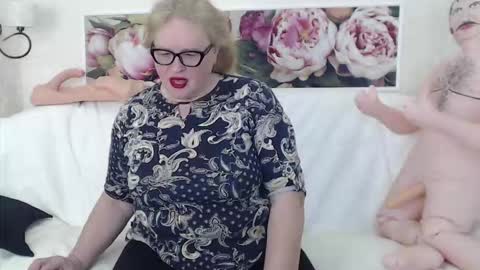 Snapshot of berryshickx chatting on March 2026 08:08:02 AM BerryShickX online show from March 2026 08:08:02 AM