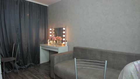 Snapshot of best__angelica chatting on December 2024 03:38:02 PM best__angelica online show from December 2024 03:38:02 PM