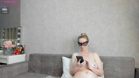 Snapshot of best__angelica chatting on November 2025 06:01:02 PM best__angelica online show from November 2025 06:01:02 PM