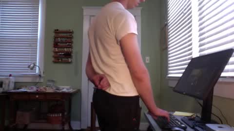 Snapshot of best_triam chatting on January 2025 08:13:02 PM best_triam online show from January 2025 08:13:02 PM