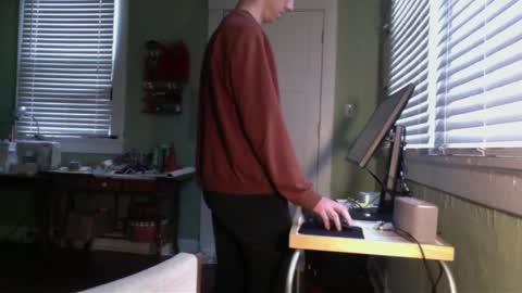 Snapshot of best_triam chatting on February 2025 07:49:02 PM best_triam online show from February 2025 07:49:02 PM