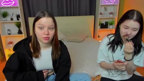 Danny and Kira online show from March 2025 09:11:01 AM