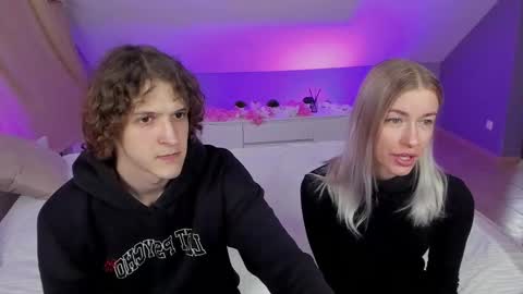 Danny and Kira online show from March 2025 08:29:01 AM