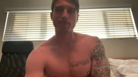 Snapshot of bestcoast35 chatting on January 2025 10:11:02 PM Bestcoast3579 online show from January 2025 10:11:02 PM