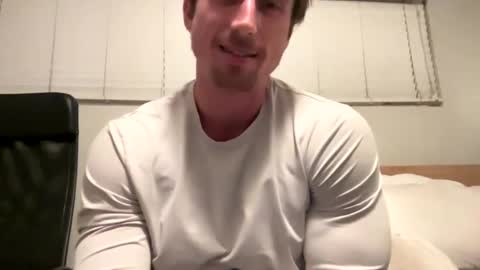 Snapshot of bestcoast35 chatting on March 2025 07:47:02 AM Bestcoast3579 online show from March 2025 07:47:02 AM