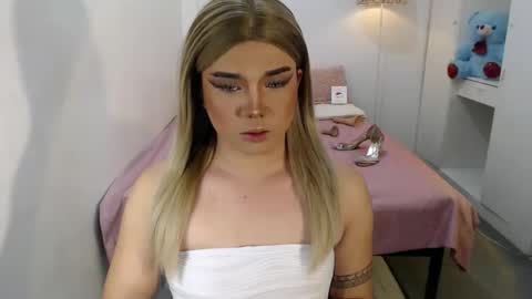 bestgirljulia online show from September 2025 05:20:02 AM