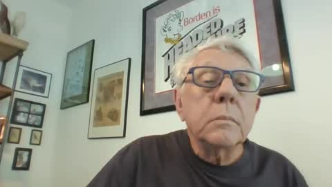 Snapshot of bestshot1951 chatting on December 2024 07:50:02 PM bestshot1951 online show from December 2024 07:50:02 PM