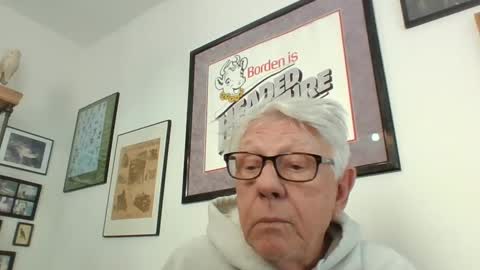 Snapshot of bestshot1951 chatting on December 2024 01:49:02 PM bestshot1951 online show from December 2024 01:49:02 PM