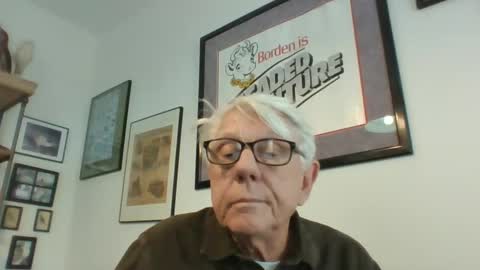 Snapshot of bestshot1951 chatting on December 2024 03:42:02 PM bestshot1951 online show from December 2024 03:42:02 PM