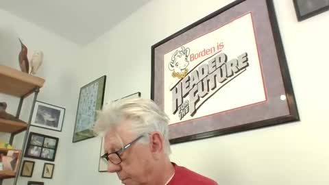 Snapshot of bestshot1951 chatting on January 2025 02:02:02 PM bestshot1951 online show from January 2025 02:02:02 PM