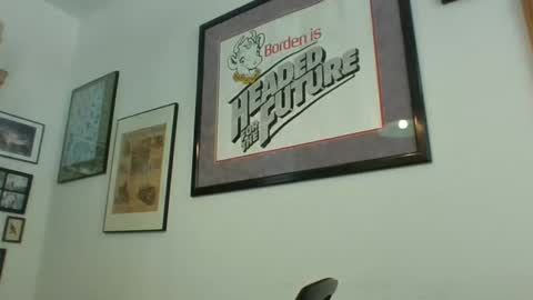 Snapshot of bestshot1951 chatting on January 2025 03:51:01 PM bestshot1951 online show from January 2025 03:51:01 PM