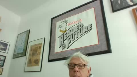 Snapshot of bestshot1951 chatting on January 2025 07:11:01 PM bestshot1951 online show from January 2025 07:11:01 PM