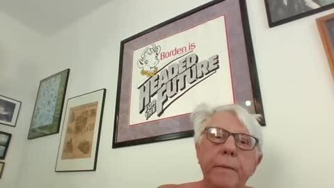 Snapshot of bestshot1951 chatting on January 2025 02:57:01 PM bestshot1951 online show from January 2025 02:57:01 PM