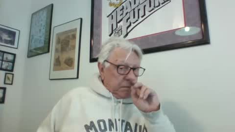 Snapshot of bestshot1951 chatting on February 2025 02:34:01 PM bestshot1951 online show from February 2025 02:34:01 PM