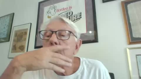 Snapshot of bestshot1951 chatting on September 2025 04:51:02 PM bestshot1951 online show from September 2025 04:51:02 PM