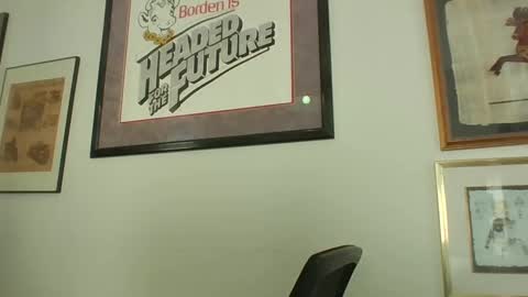 Snapshot of bestshot1951 chatting on September 2025 01:22:01 PM bestshot1951 online show from September 2025 01:22:01 PM